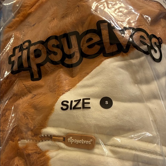 NWT Tipsy Elves Kangaroo men’s Jumpsuit costume with Joey size small - Picture 5 of 6